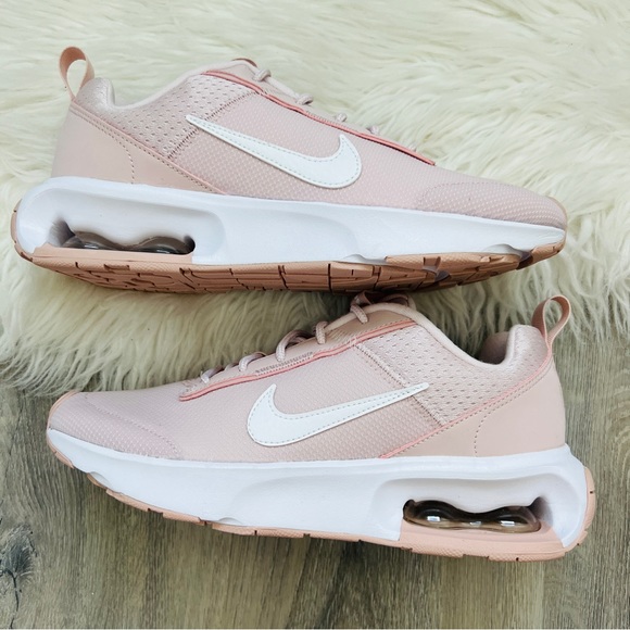 NWT Nike Air Max INTRLK Lite Women’s Shoes - Picture 6 of 8